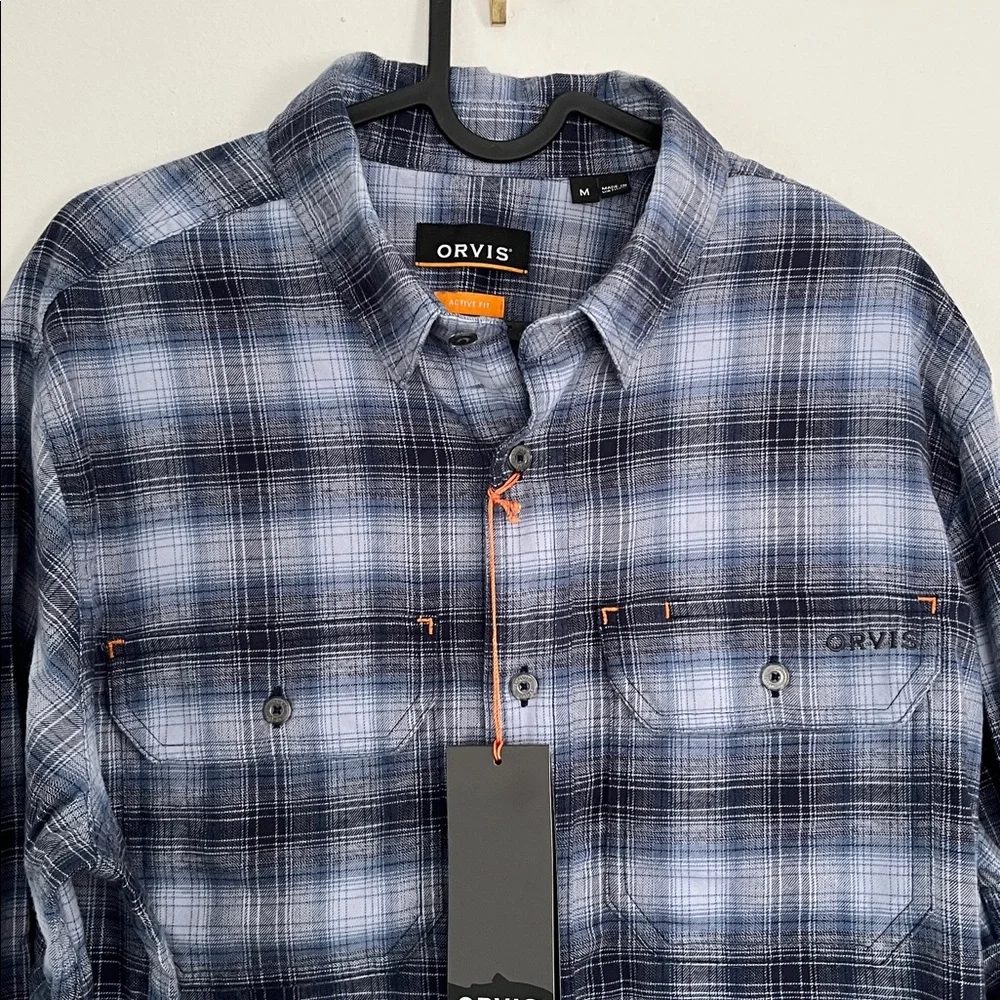 Orvis Men's Navy and Gray Plaid Button Down Shirt - Picture 2 of 3